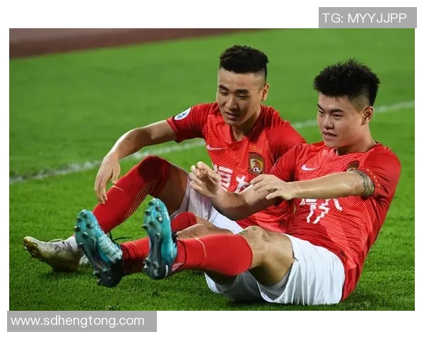 广州足球队逆袭之路的真实记录与背后故事揭秘