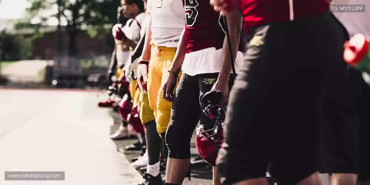 从训练场到直播间,我们与你同在!🏟️📱